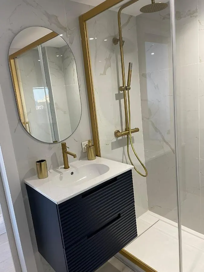 Apartamento Tres Banderas Estepona
